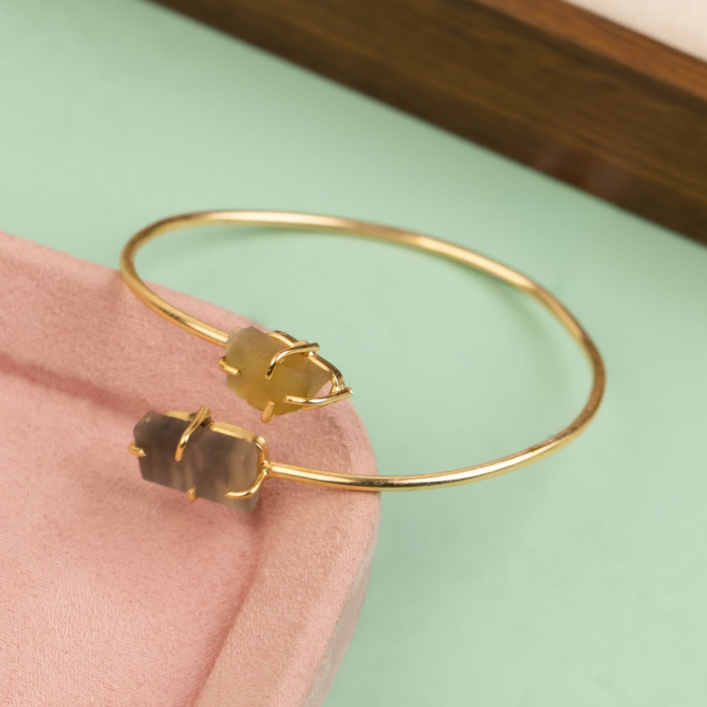 Cuff Bangle B541[Gem Stone]