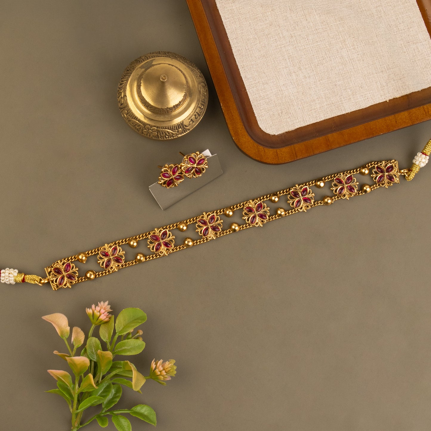 Necklace 043
