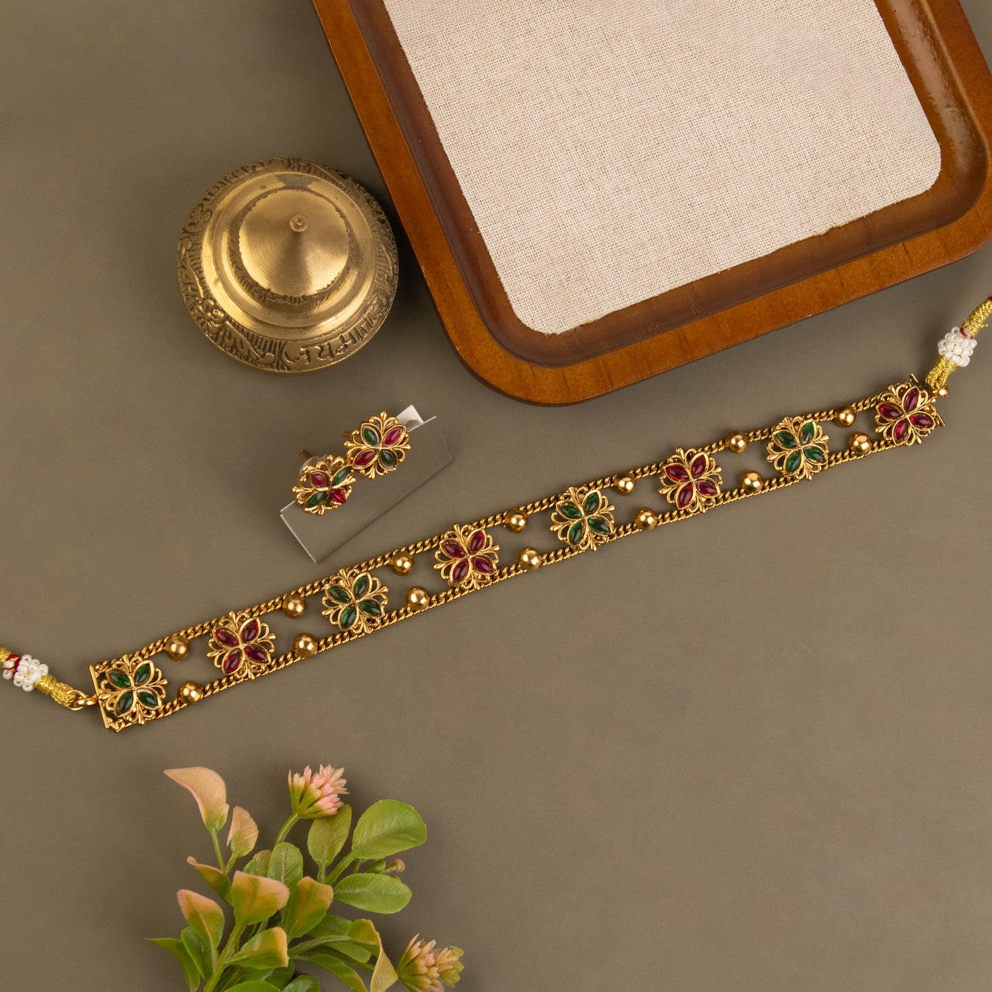 Necklace 043