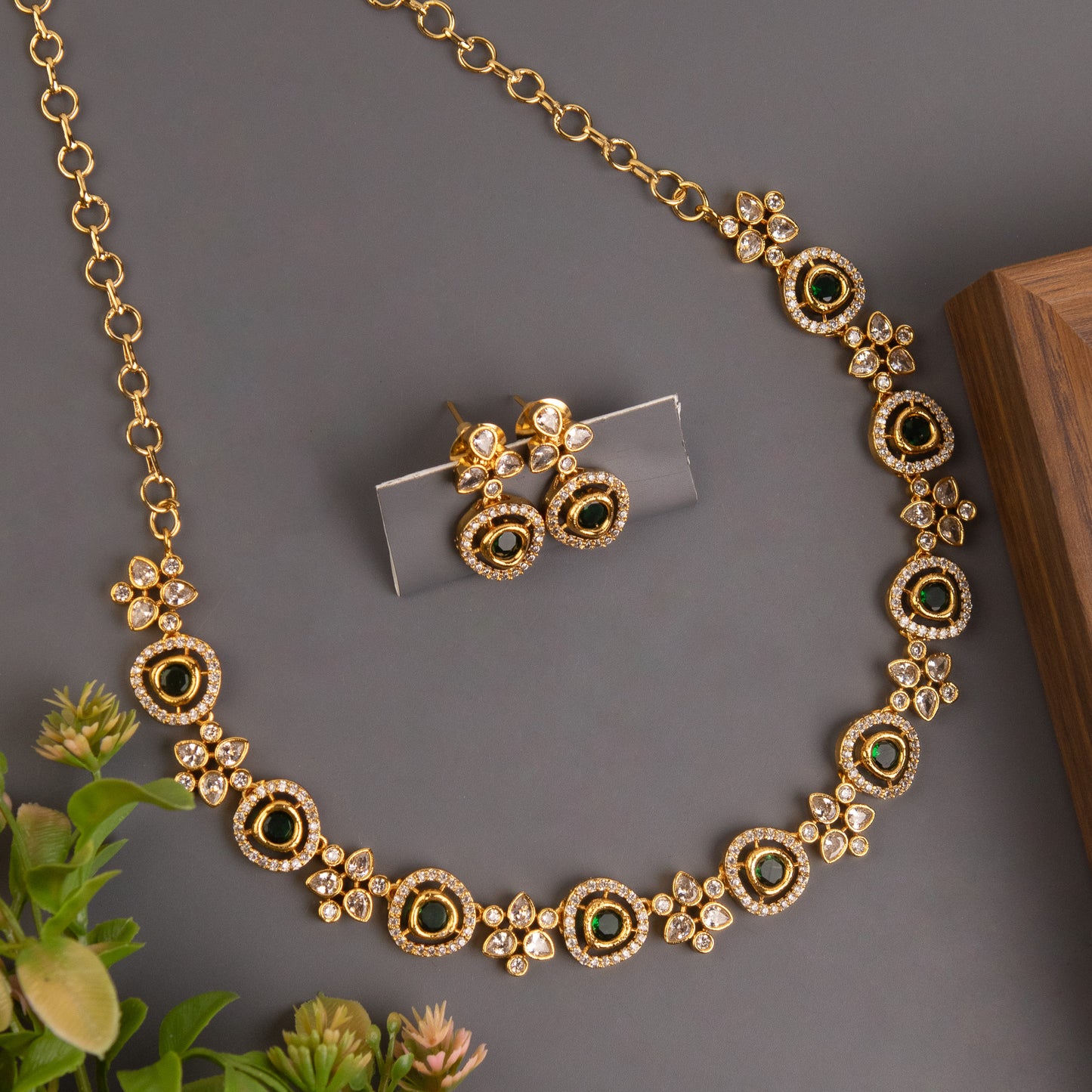 Necklace 096