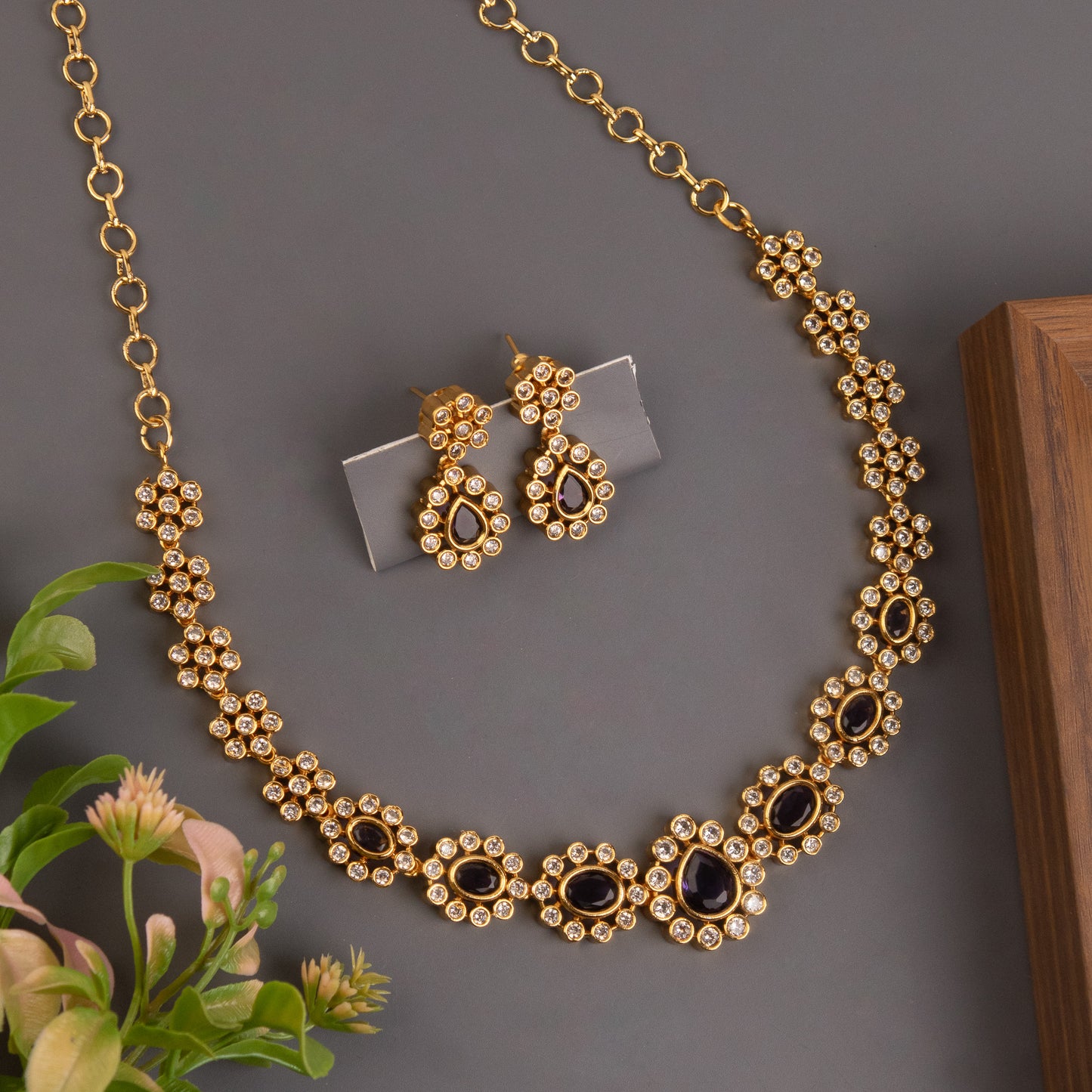 Necklace 086