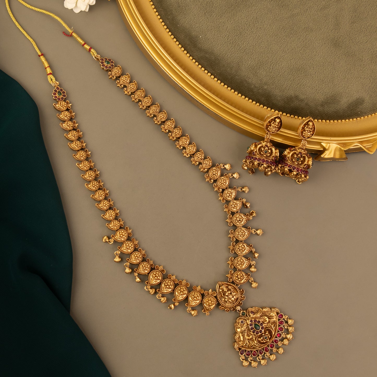 Necklace 137
