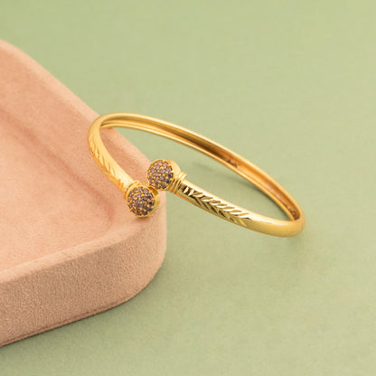 Cuff Bangle B562