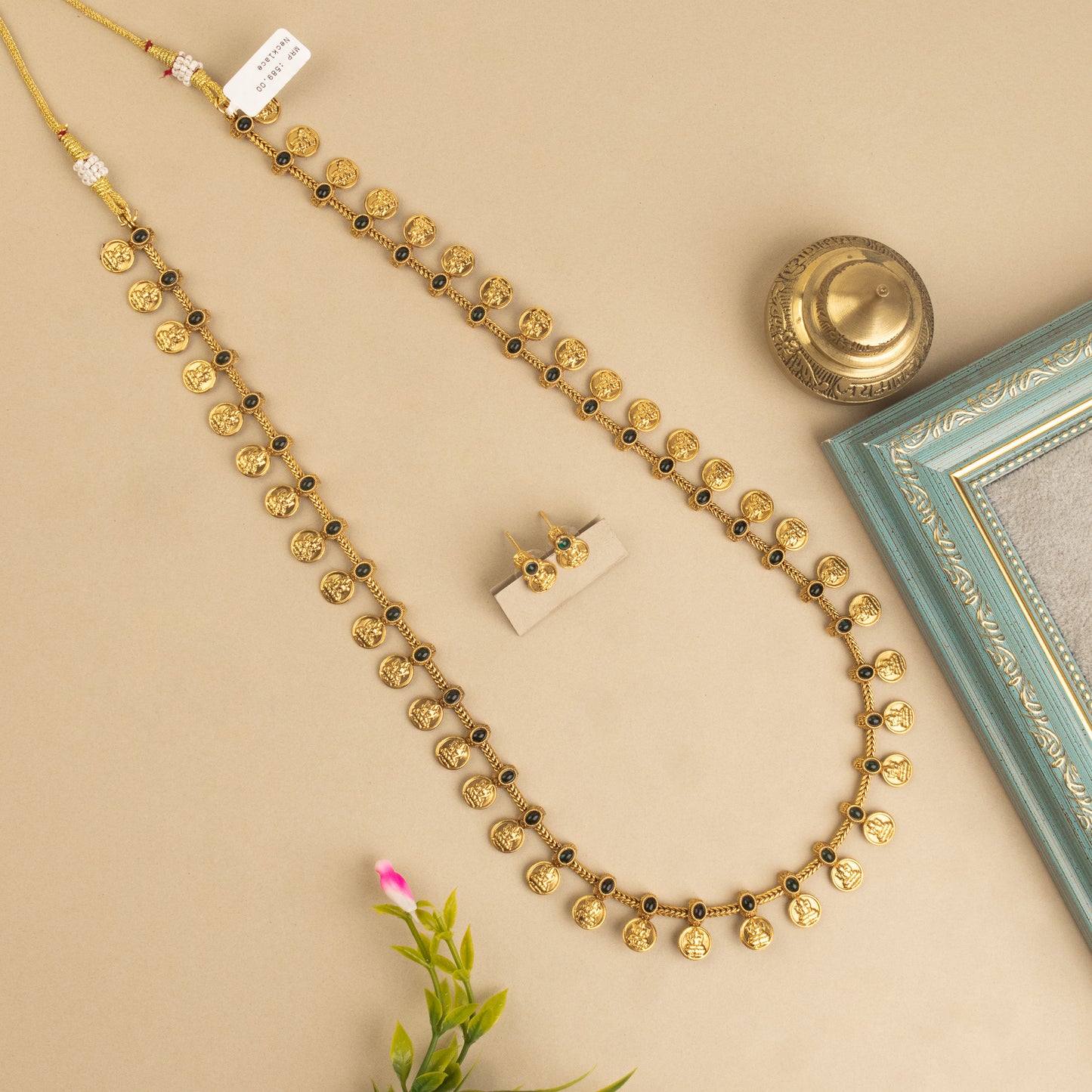 Necklace 209