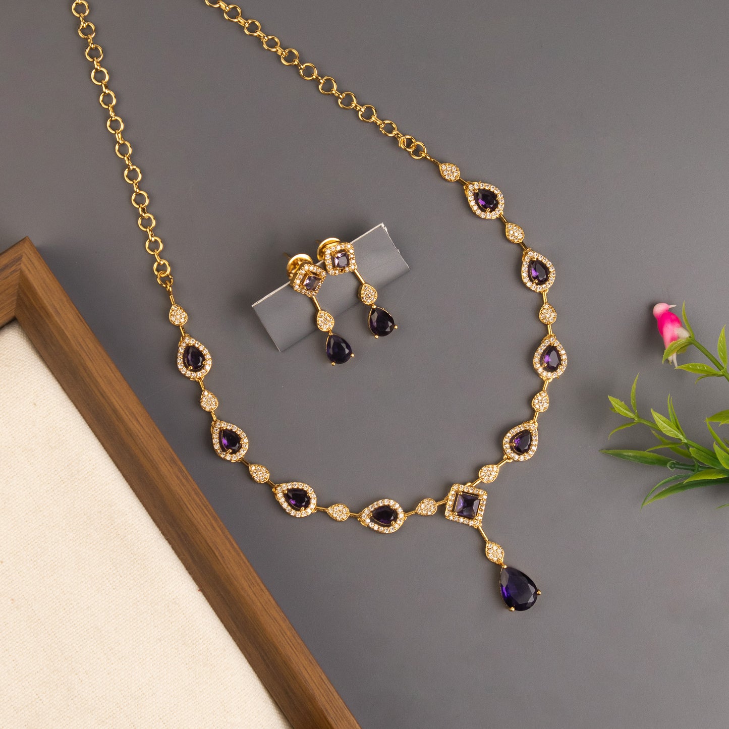 Necklace 386