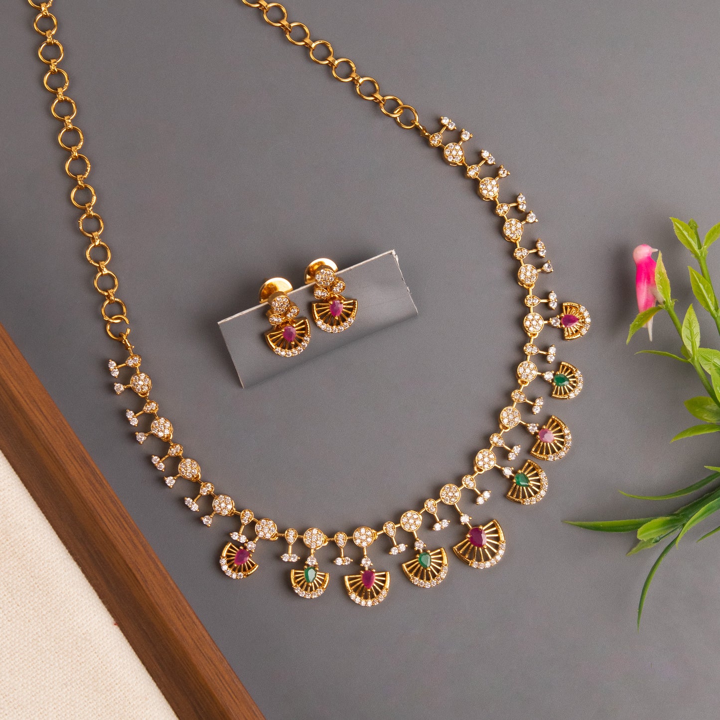 Necklace 384