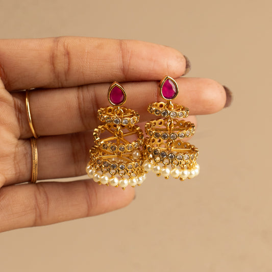 Antique Earrings E842