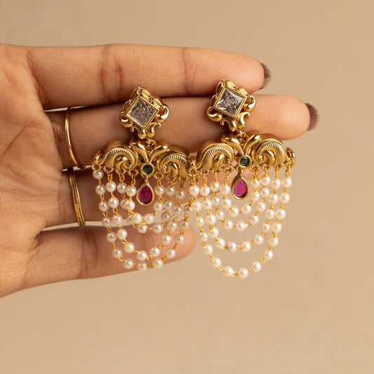 Antique Earrings E843