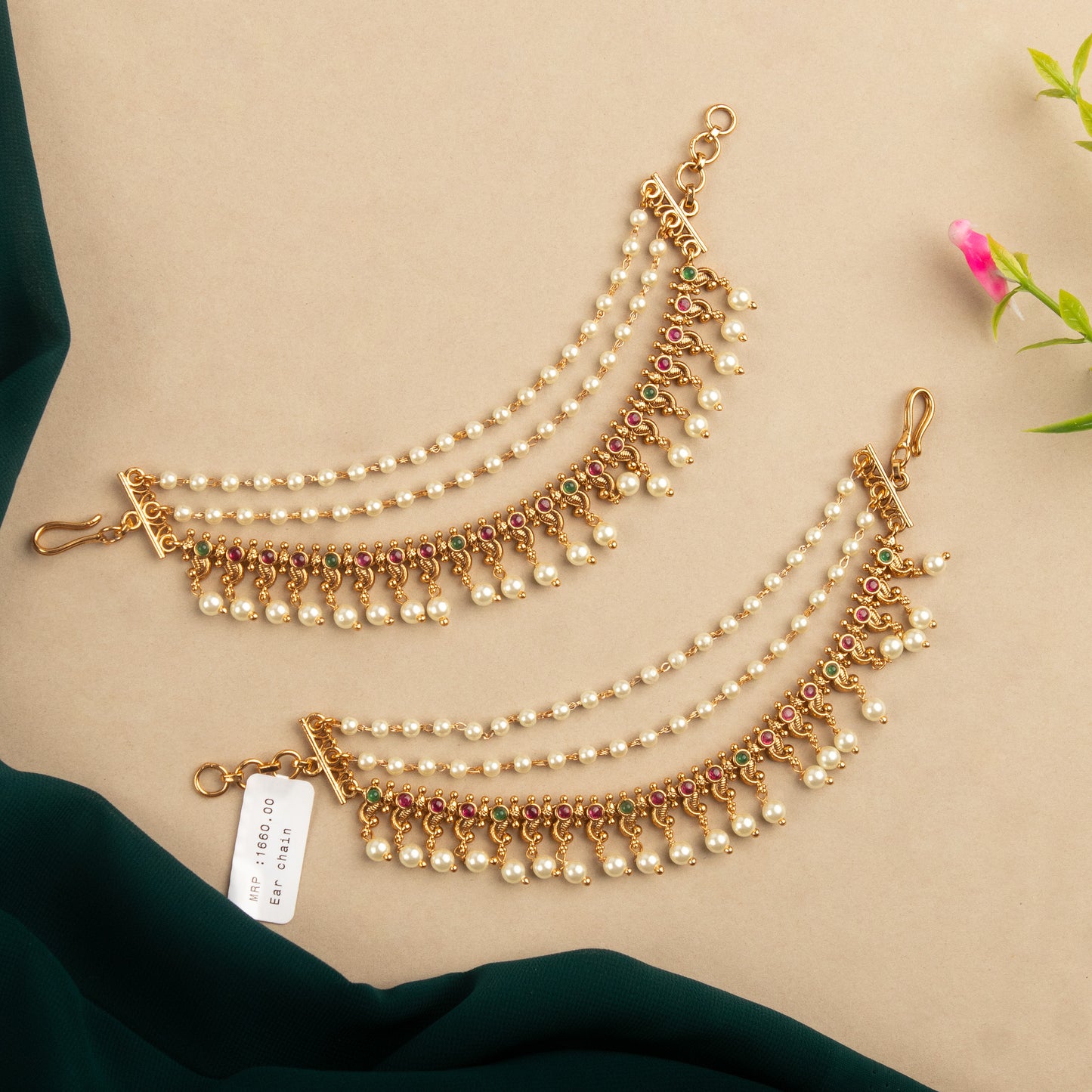 Premium Ear Chain EC72