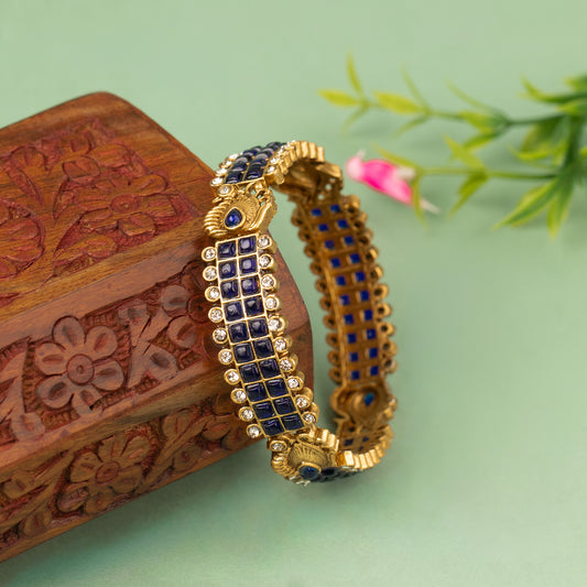 Antique Bangle B12