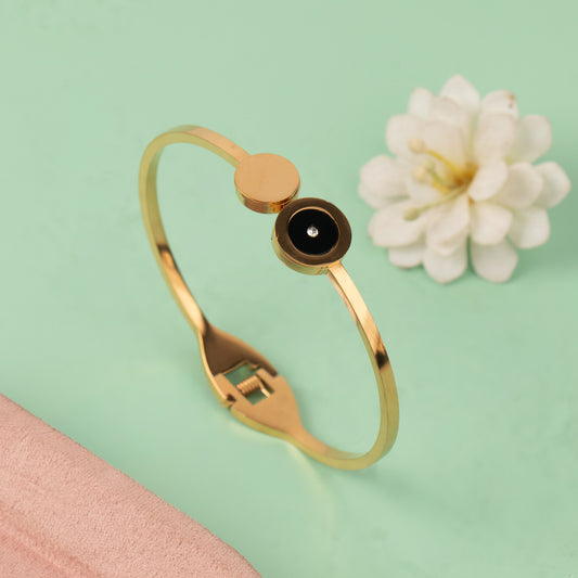 Cuff Bangle B576