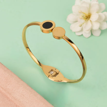 Cuff Bangle B576