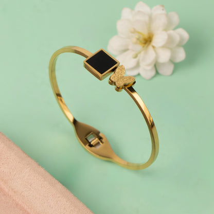 Cuff Bangle B575
