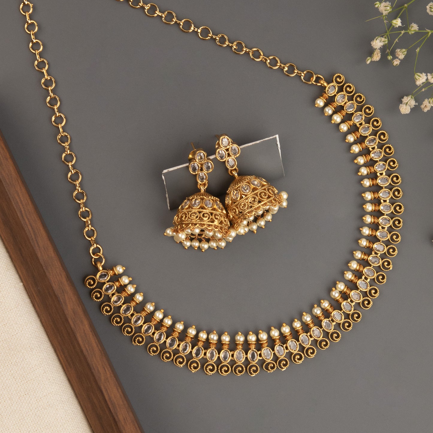 Necklace 334