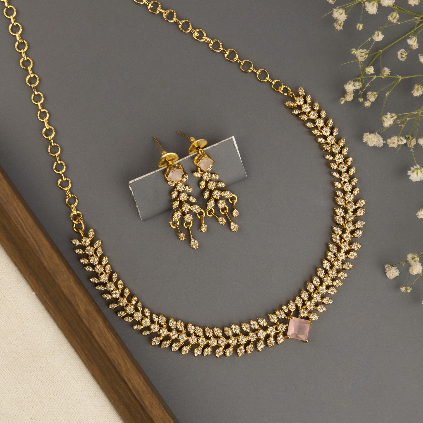 Necklace 337