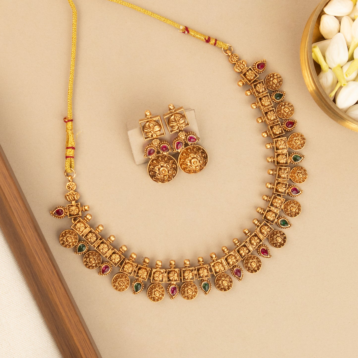 Necklace 319