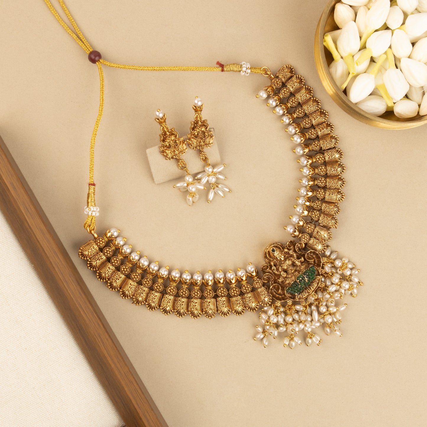 Necklace 212