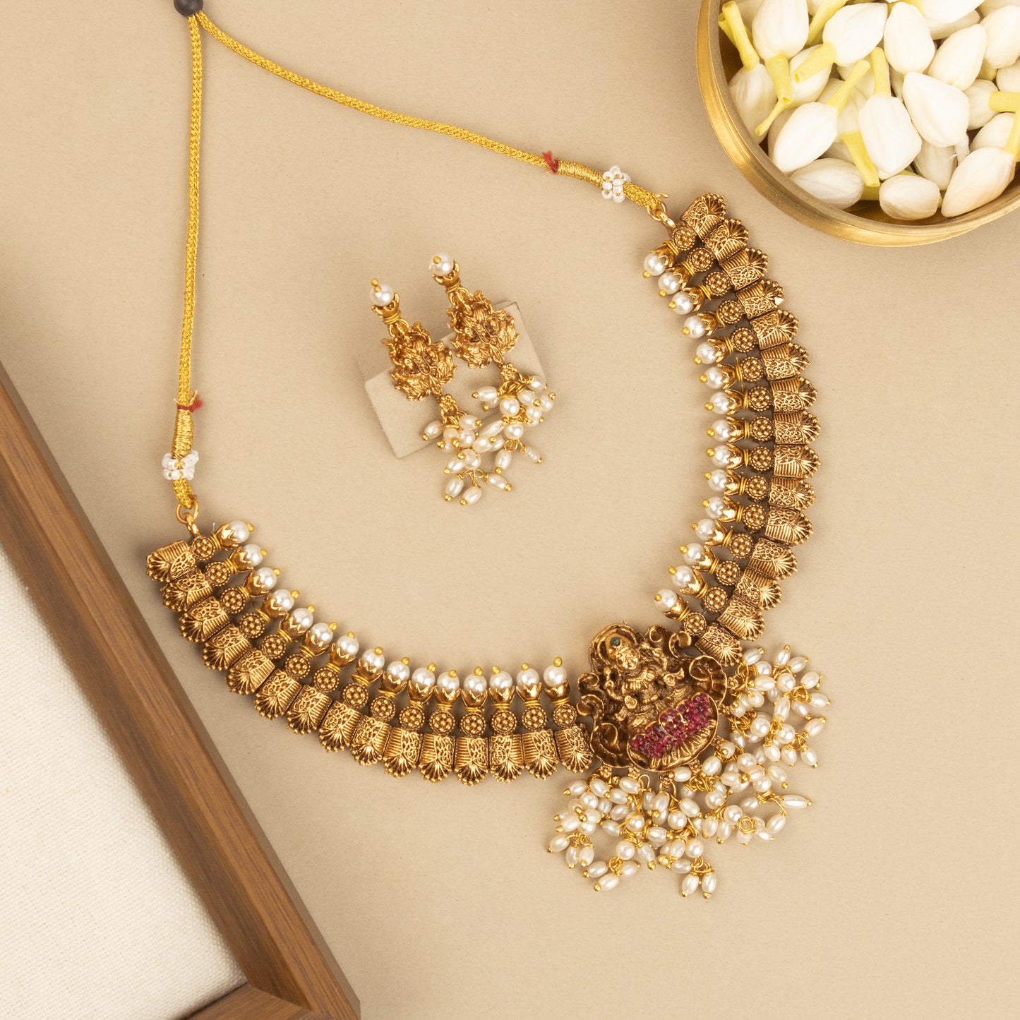 Necklace 212