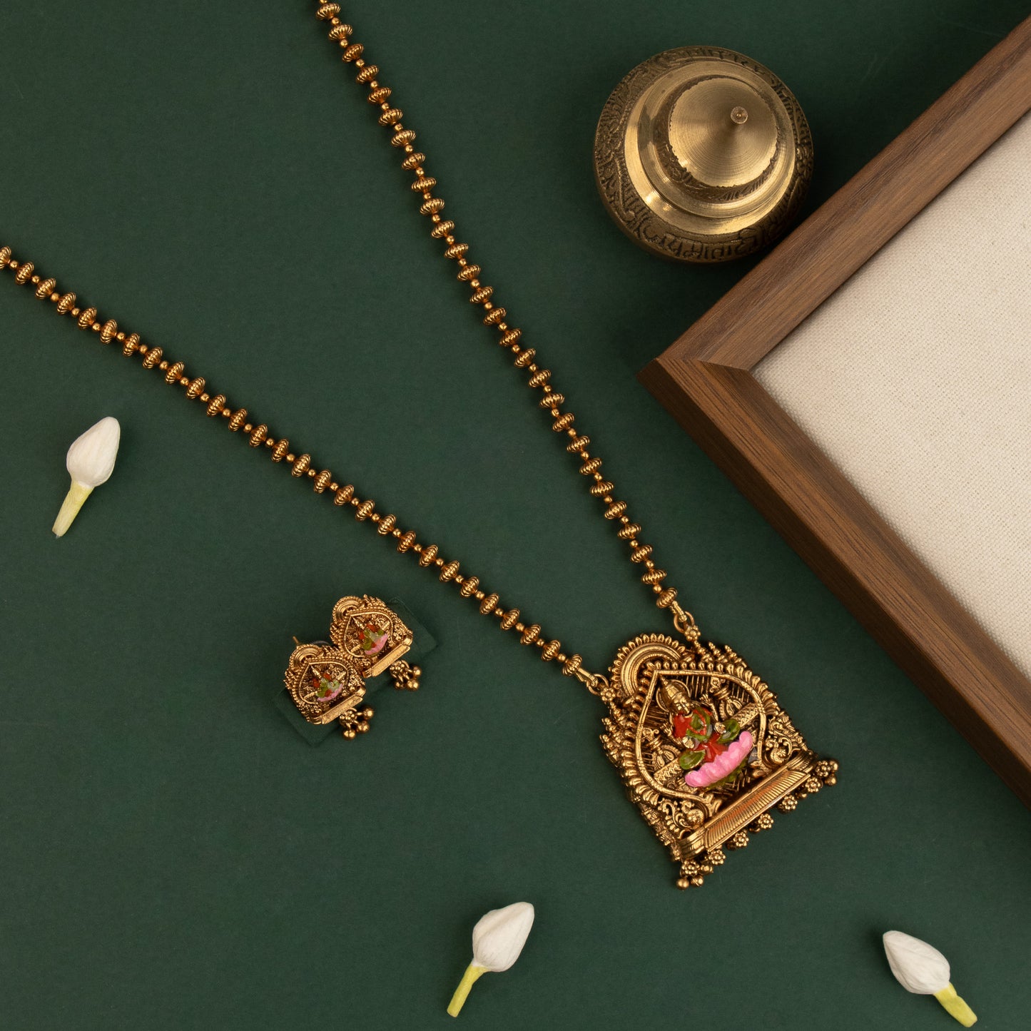 Necklace 586