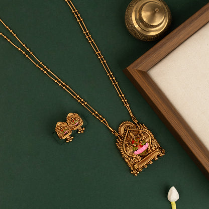 Necklace 586