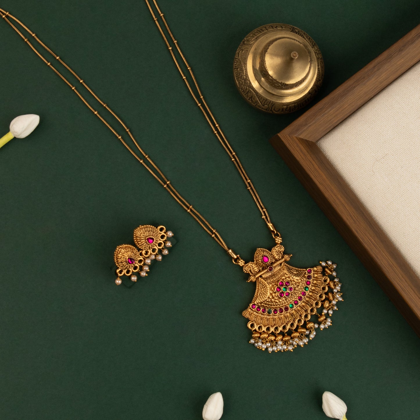 Necklace 597