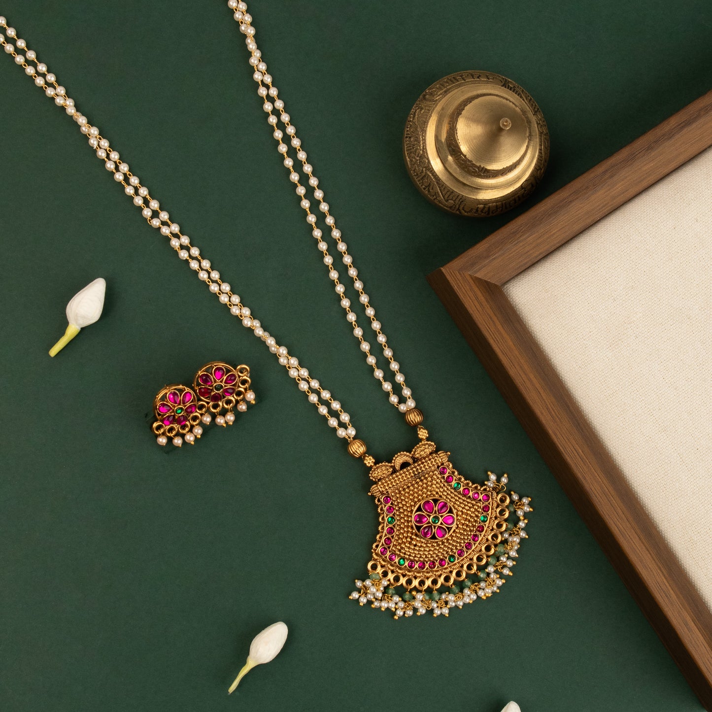 Necklace 575