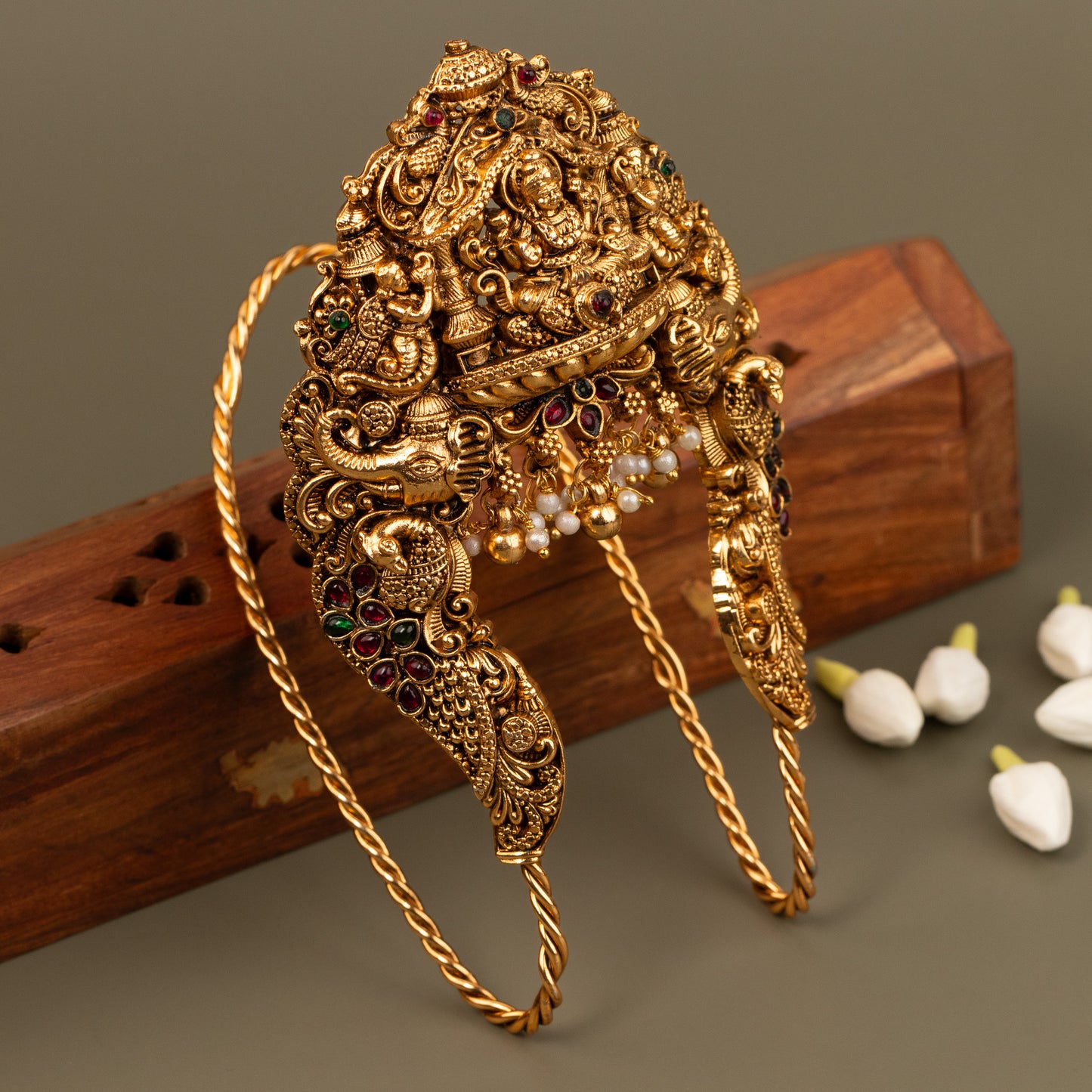 Premium Bridal Armlet BA01
