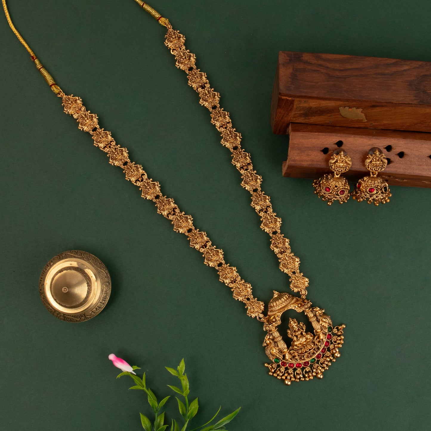 Necklace 789