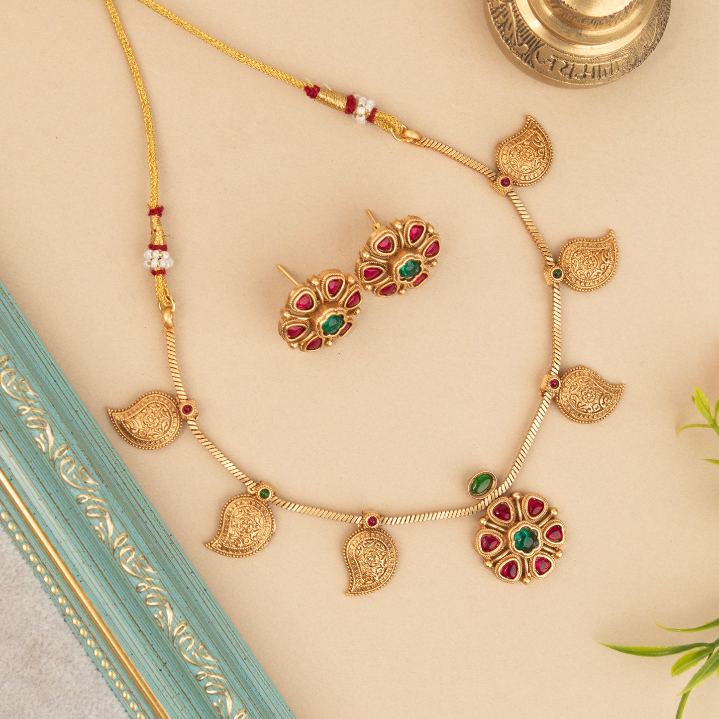 Necklace 832