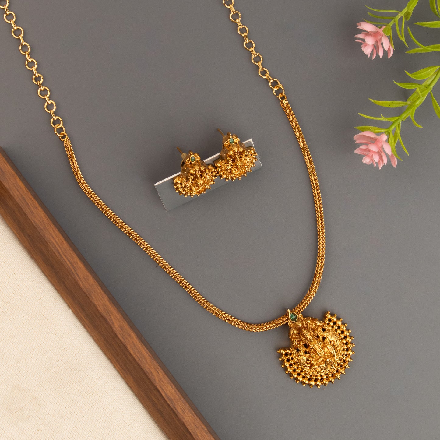 Necklace 846
