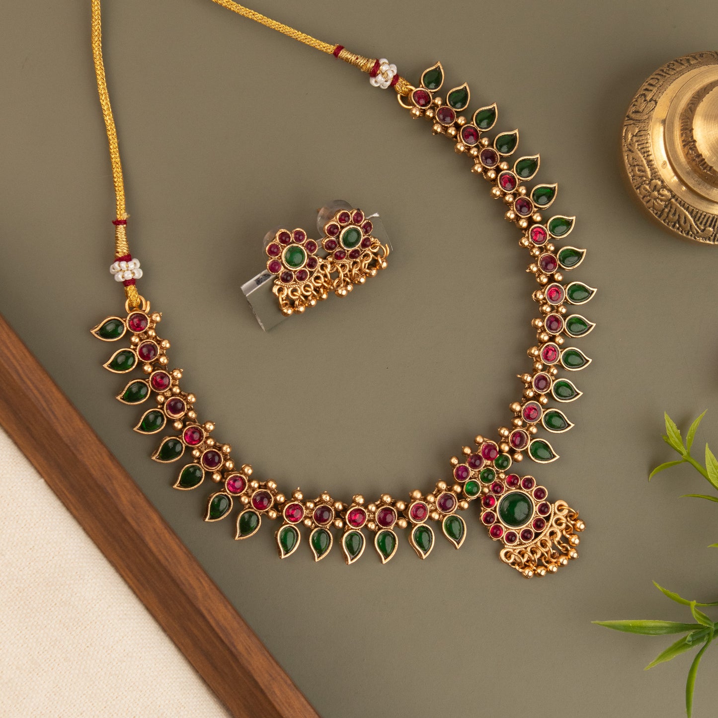 Necklace 978