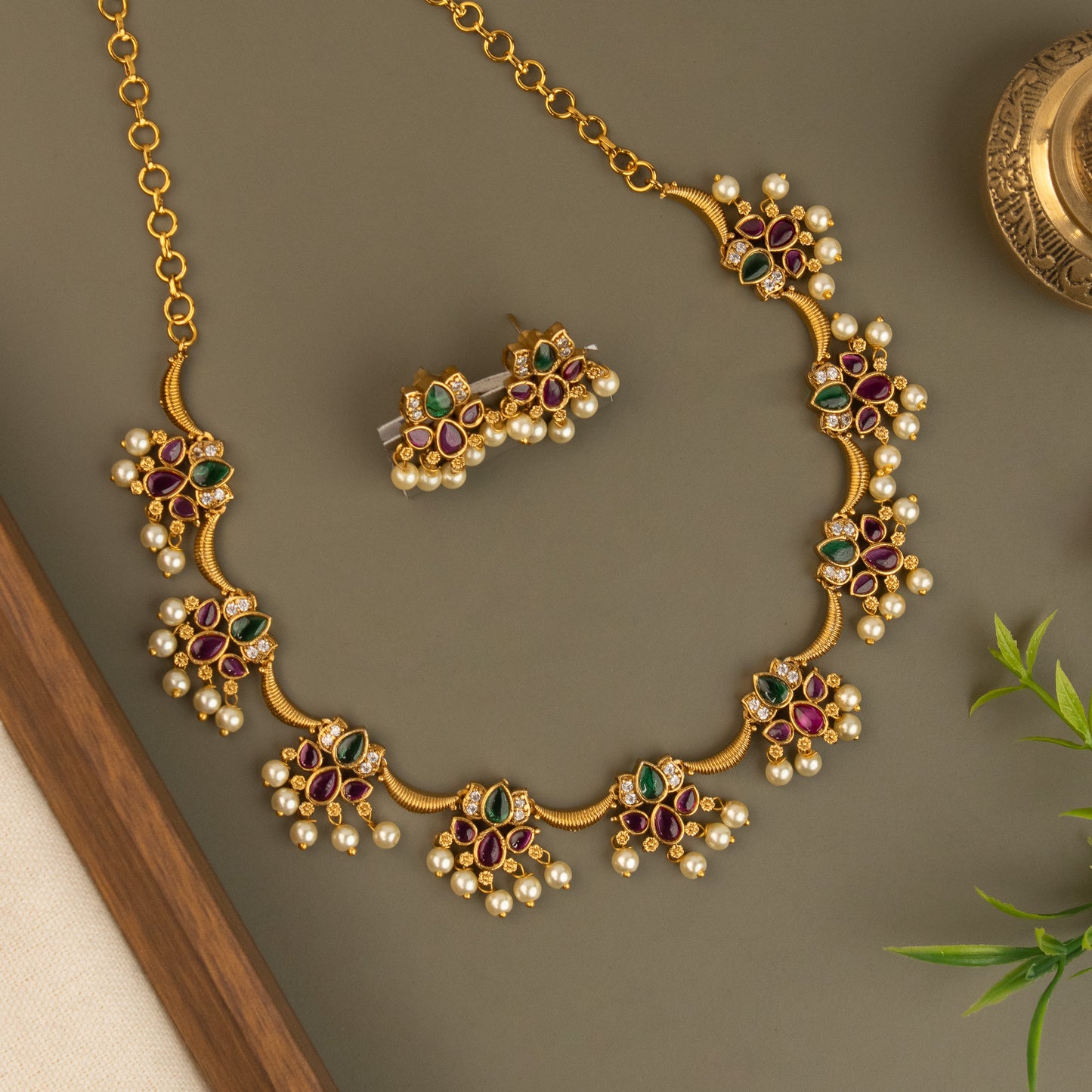 Necklace 977