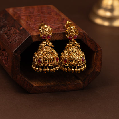 Antique Earrings E945