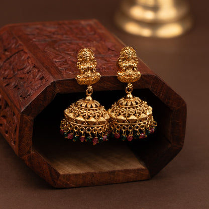Antique Earrings E947