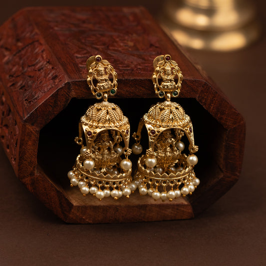 Antique Earrings E942