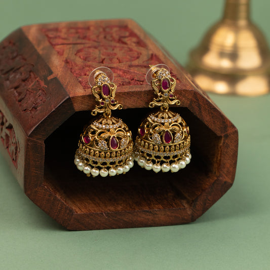 Antique Earrings E936