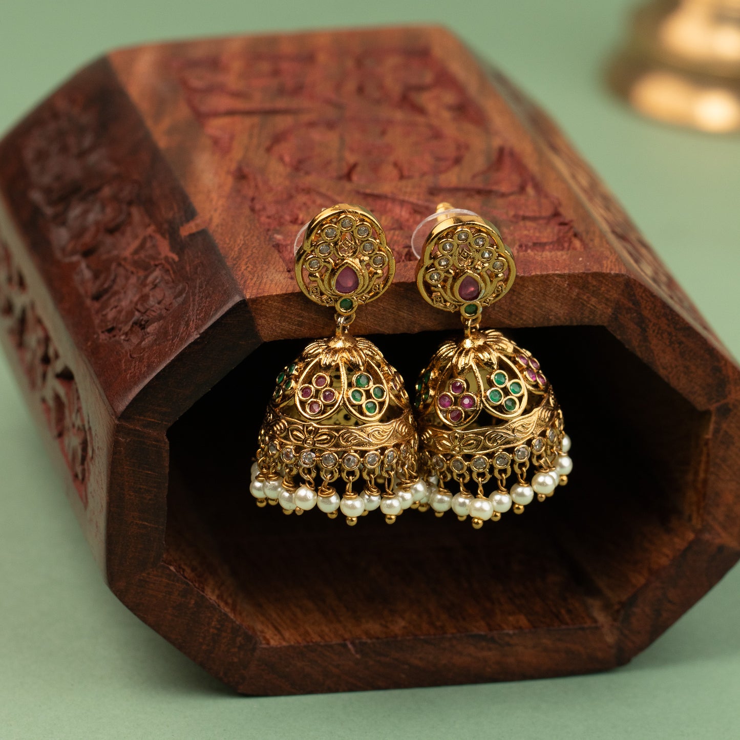Antique Earrings E934