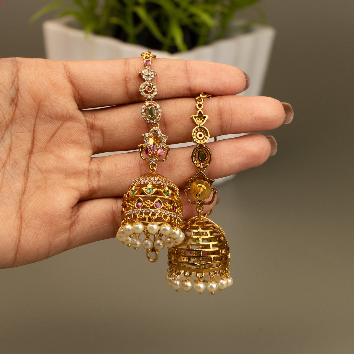 Antique Earrings E928