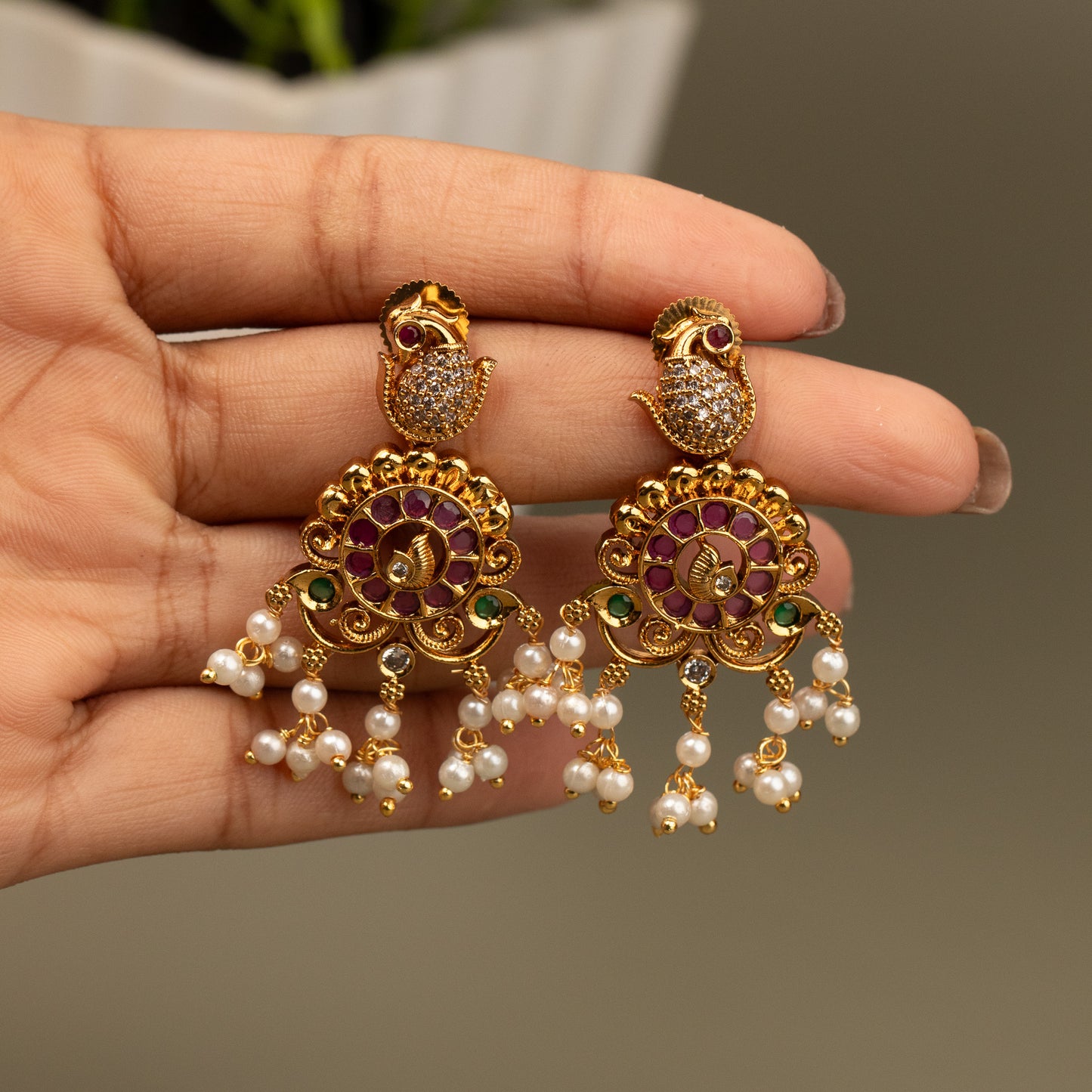 Antique Earrings E930