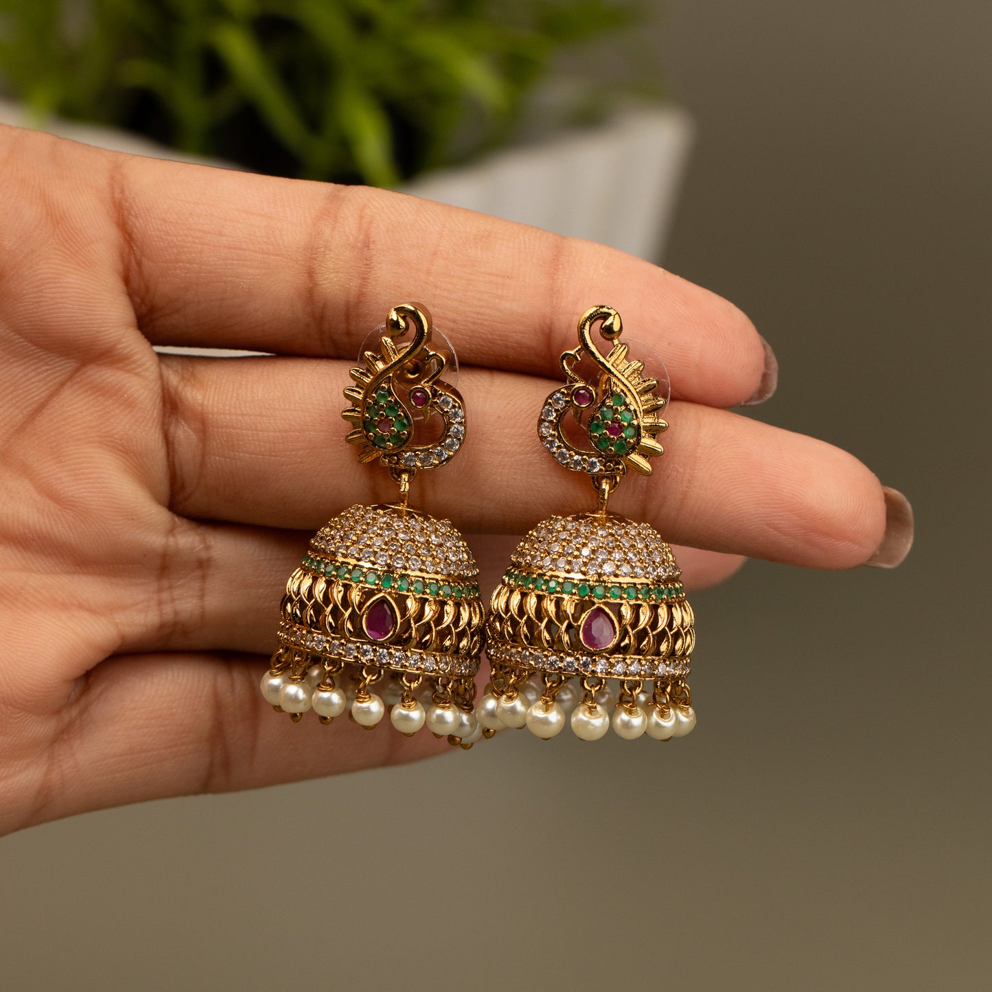 Antique Earrings E932