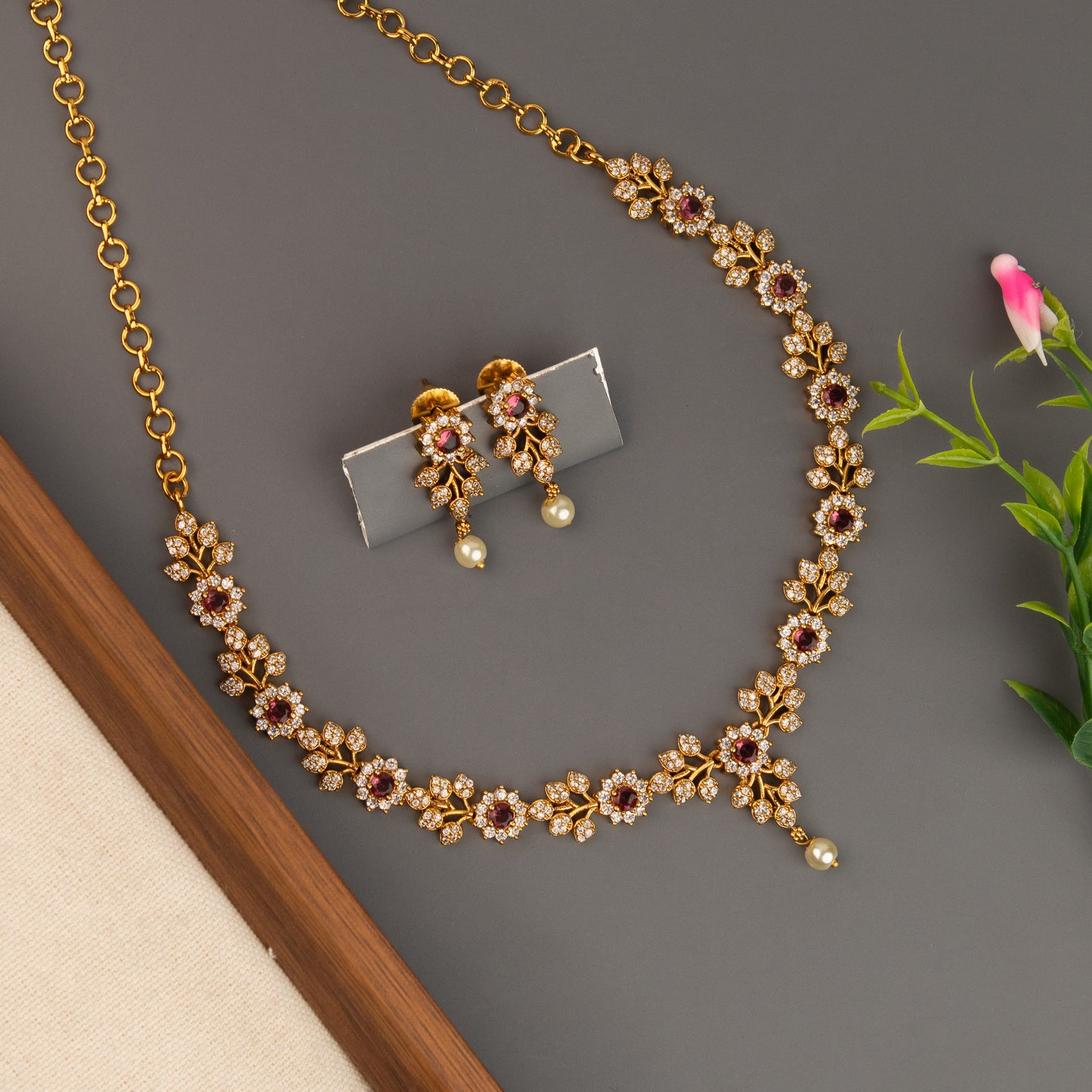 Necklace 324