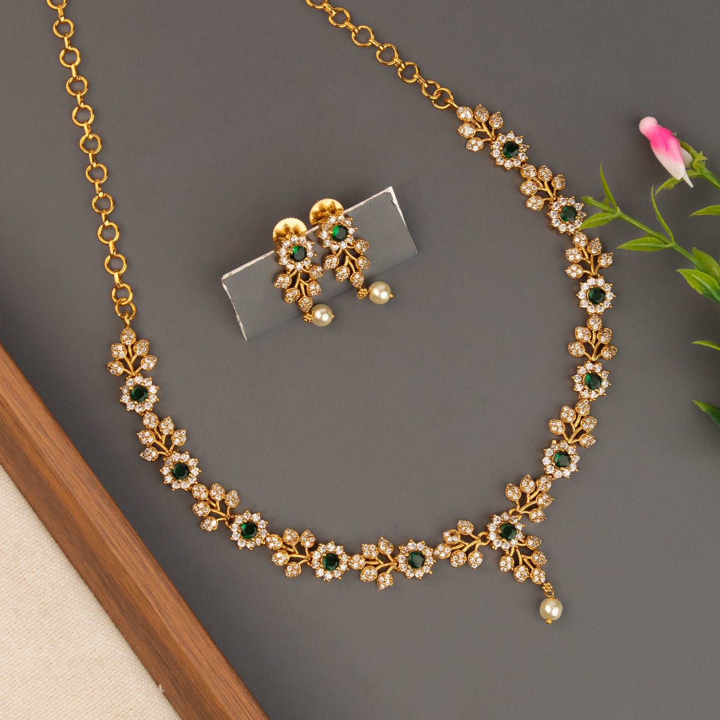 Necklace 324