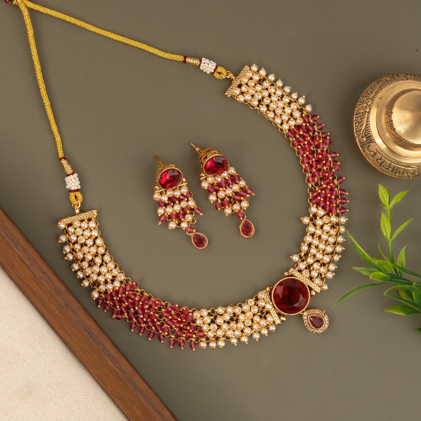 Premium Necklace 1062