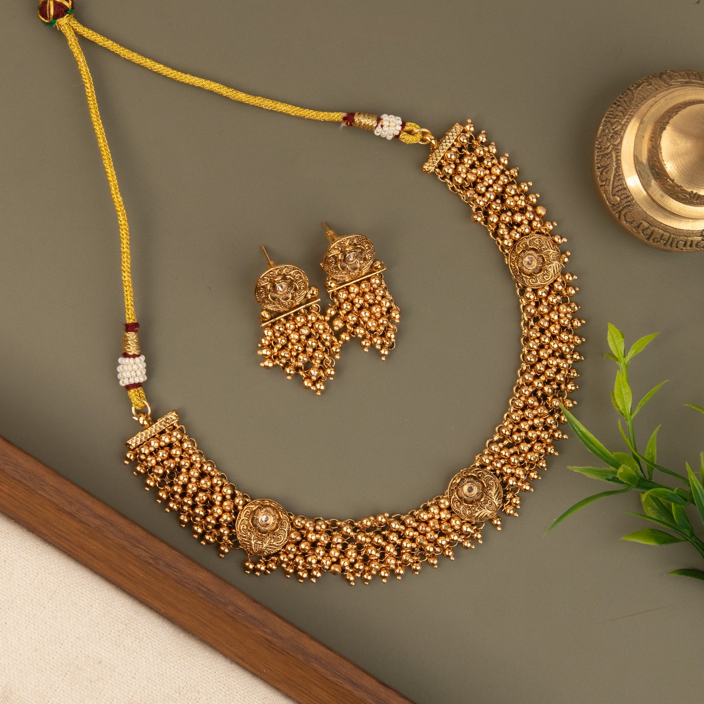 Premium Necklace 1059