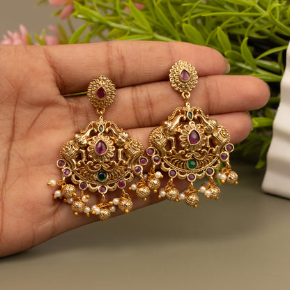 Antique Earrings E1057