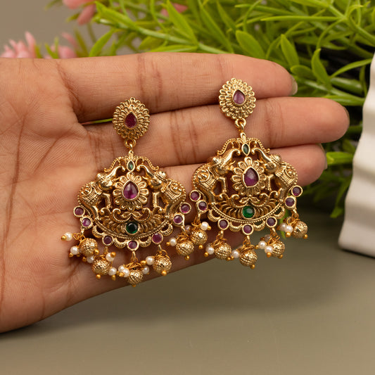 Antique Earrings E1057