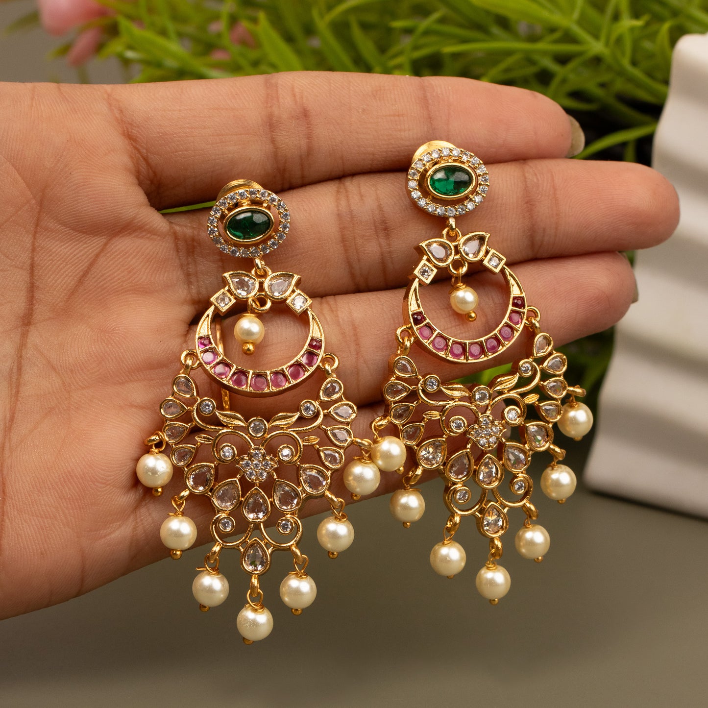 Antique Earrings E1058