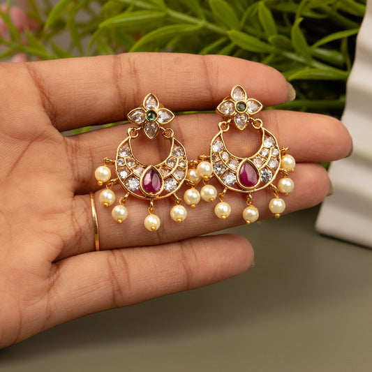 Antique Earrings E1059