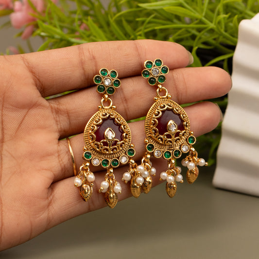 Antique Earrings E1071
