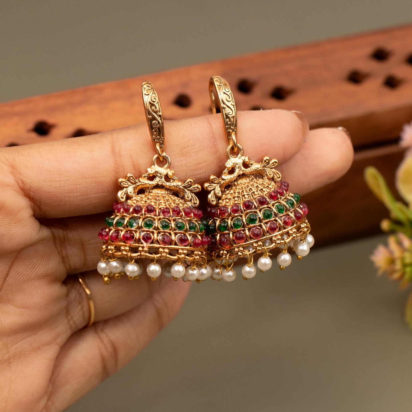 Antique Earrings E1092